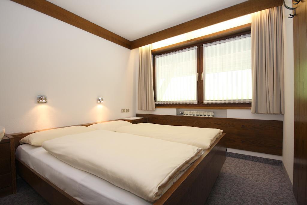 كولفوسكو Apartments Residence Alta Badia الغرفة الصورة